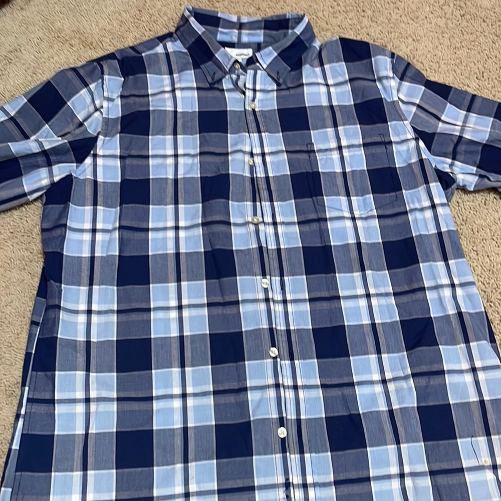 Long sleeve dress shirt